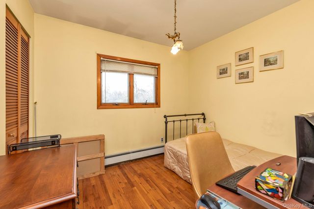 1521 Pine Acres Boulevard, Bay Shore, NY 11706