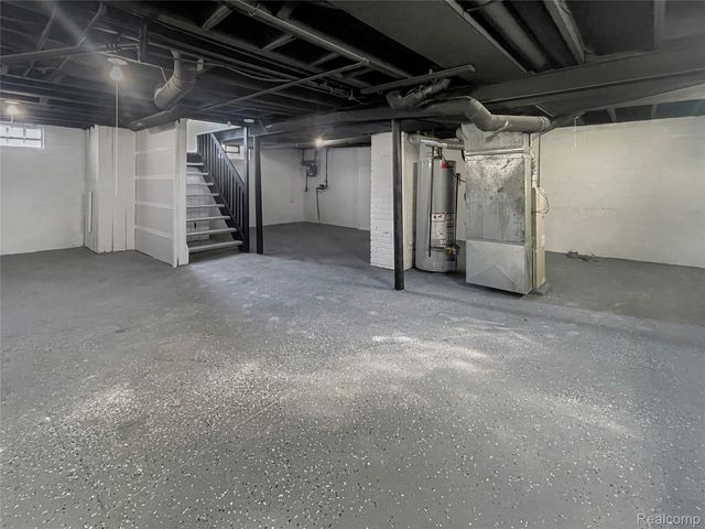 14706 Eureka Road, Southgate, MI 48195