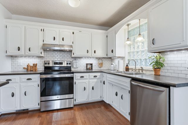 1033 Everett Dr, Smyrna, TN 37167