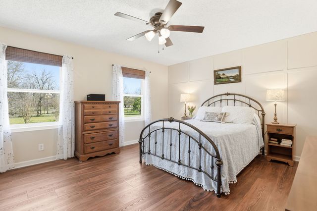 1033 Everett Dr, Smyrna, TN 37167