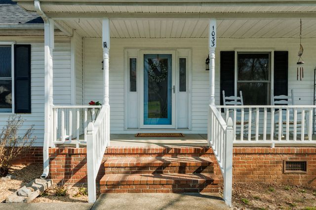 1033 Everett Dr, Smyrna, TN 37167