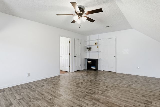 1033 Everett Dr, Smyrna, TN 37167