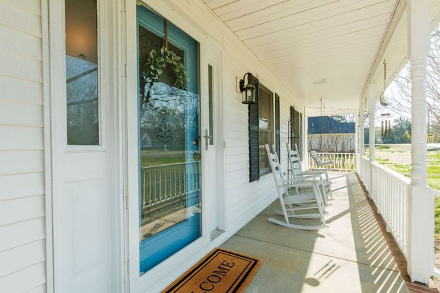 1033 Everett Dr, Smyrna, TN 37167