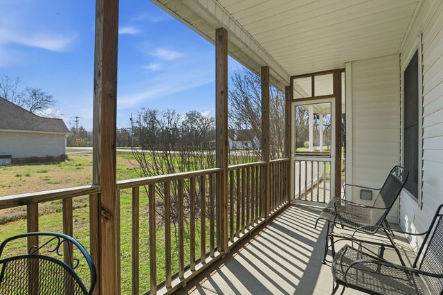 1033 Everett Dr, Smyrna, TN 37167