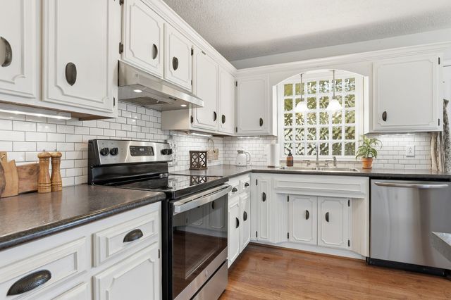 1033 Everett Dr, Smyrna, TN 37167