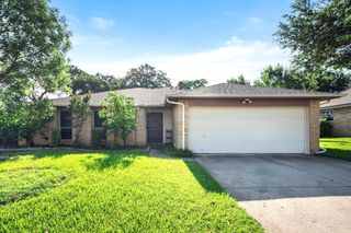 3520 Sweet Wood, Bedford, TX 76021