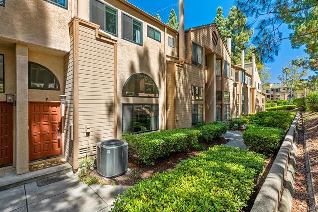 9230 Lake Murray Boulevard F, San Diego, CA 92119