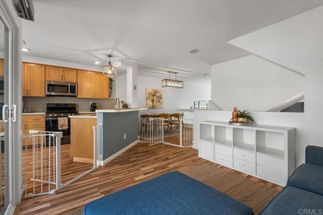 9230 Lake Murray Boulevard F, San Diego, CA 92119