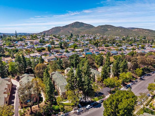 9230 Lake Murray Boulevard F, San Diego, CA 92119