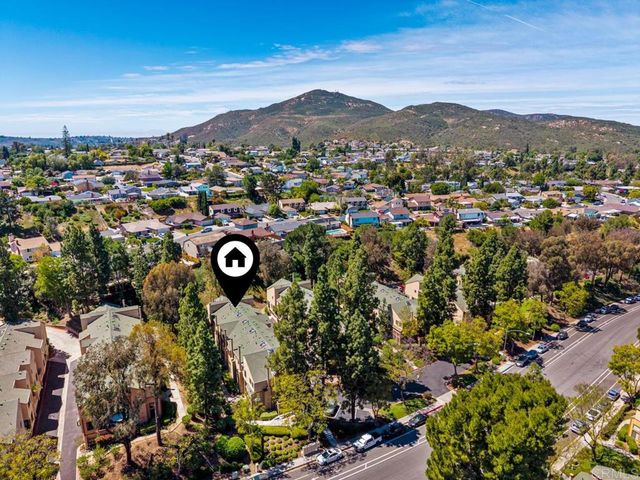 9230 Lake Murray Boulevard F, San Diego, CA 92119