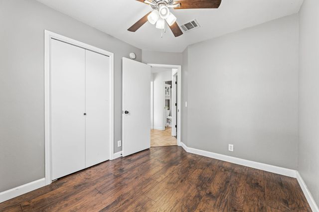 130 Riley CV, Kyle, TX 78640