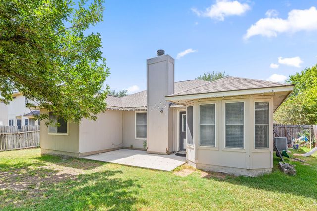 130 Riley CV, Kyle, TX 78640
