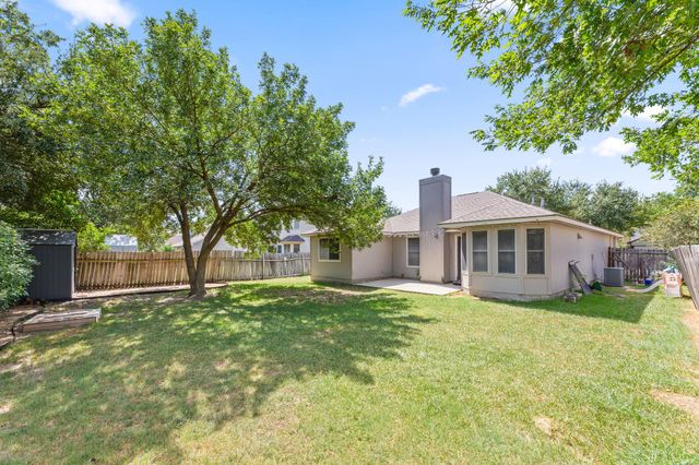 130 Riley CV, Kyle, TX 78640