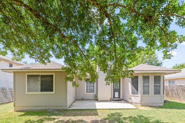 130 Riley CV, Kyle, TX 78640
