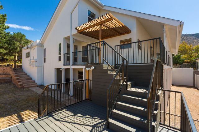 4421 Hidden Valley Court NE, Albuquerque, NM 87111