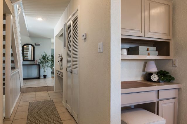 4421 Hidden Valley Court NE, Albuquerque, NM 87111