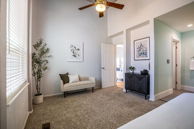 4421 Hidden Valley Court NE, Albuquerque, NM 87111