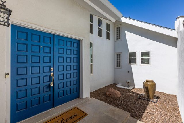 4421 Hidden Valley Court NE, Albuquerque, NM 87111