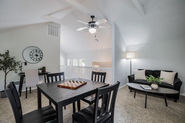 4421 Hidden Valley Court NE, Albuquerque, NM 87111