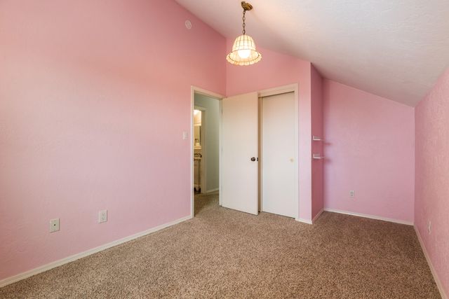 4421 Hidden Valley Court NE, Albuquerque, NM 87111