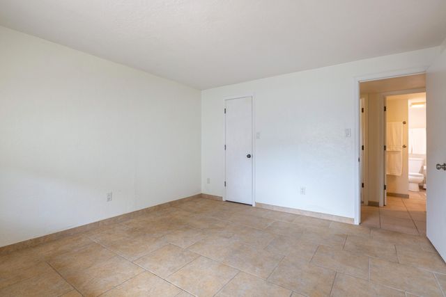 4421 Hidden Valley Court NE, Albuquerque, NM 87111