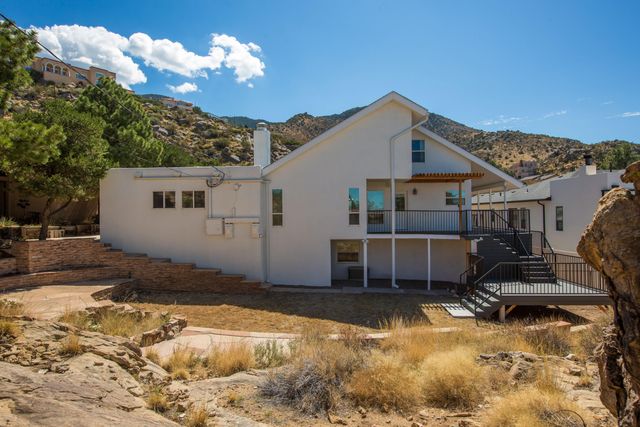 4421 Hidden Valley Court NE, Albuquerque, NM 87111