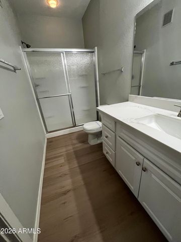 2929 W YORKSHIRE Drive 2108, Phoenix, AZ 85027