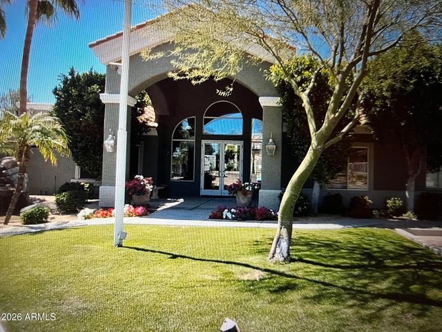 2929 W YORKSHIRE Drive 2108, Phoenix, AZ 85027