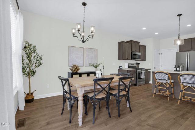 717 Utley Street, Holly Springs, NC 27540