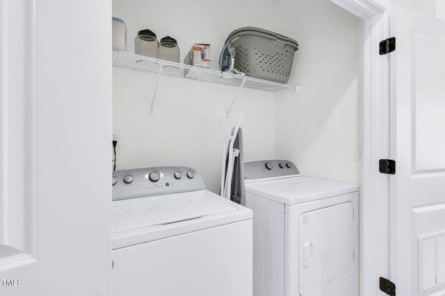 717 Utley Street, Holly Springs, NC 27540