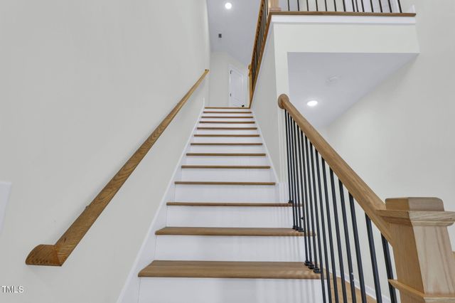 717 Utley Street, Holly Springs, NC 27540