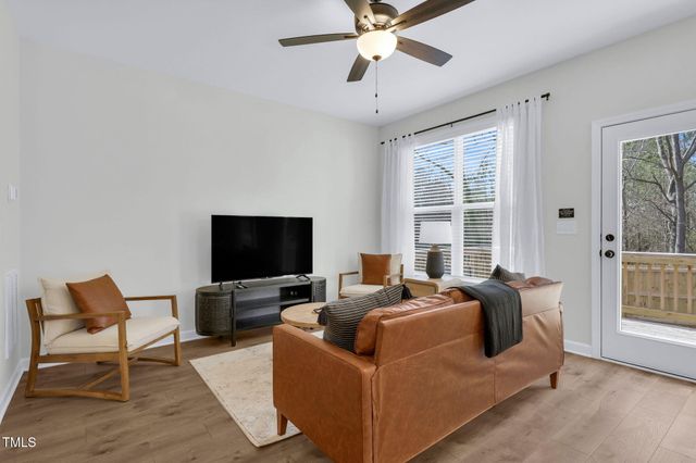 717 Utley Street, Holly Springs, NC 27540