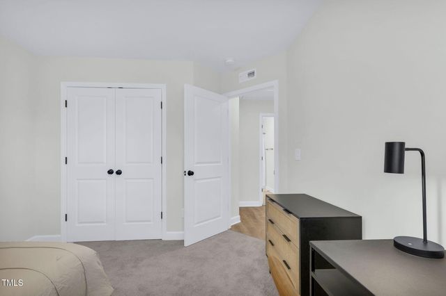 717 Utley Street, Holly Springs, NC 27540