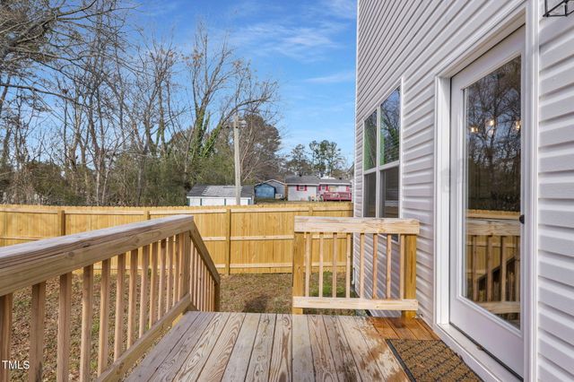 717 Utley Street, Holly Springs, NC 27540