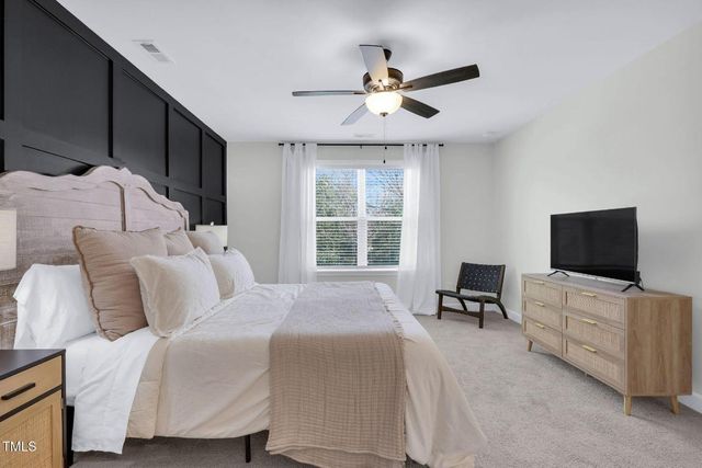 717 Utley Street, Holly Springs, NC 27540