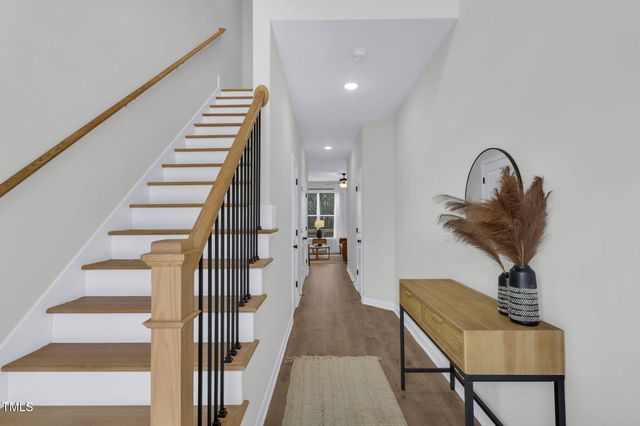 717 Utley Street, Holly Springs, NC 27540