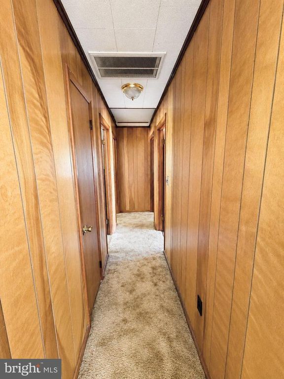 Image 11 of property listing at 5260 WILSON RD, Cambridge, MD 21613