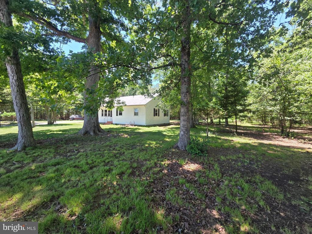 Image 21 of property listing at 5260 WILSON RD, Cambridge, MD 21613