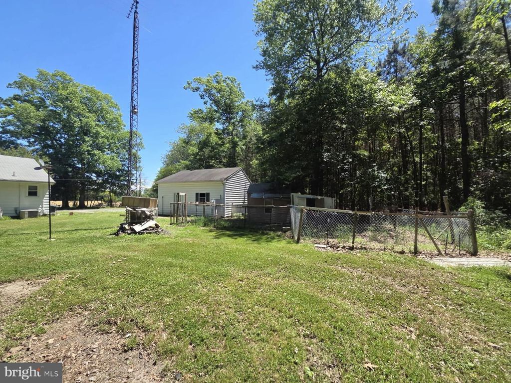 Image 22 of property listing at 5260 WILSON RD, Cambridge, MD 21613