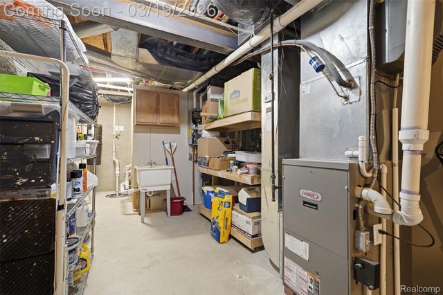 10130 St Ives Way, Grand Blanc Charter Township, MI 48439