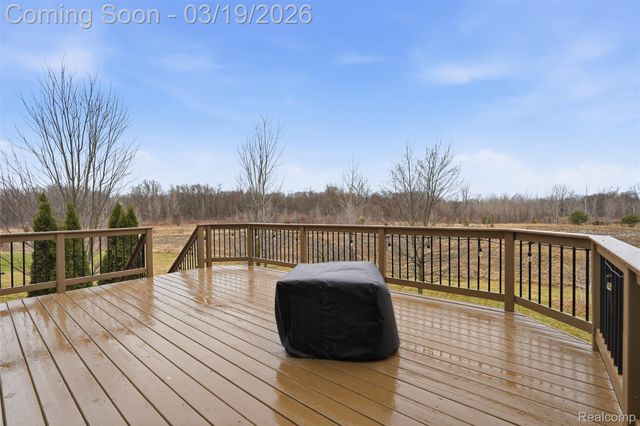 10130 St Ives Way, Grand Blanc Charter Township, MI 48439