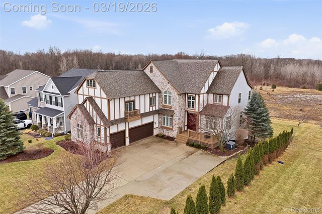 10130 St Ives Way, Grand Blanc Charter Township, MI 48439