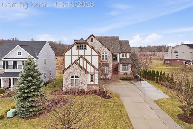 10130 St Ives Way, Grand Blanc Charter Township, MI 48439