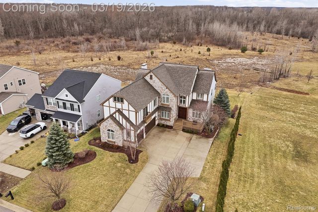 10130 St Ives Way, Grand Blanc Charter Township, MI 48439