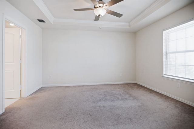 9927 Bates Street, Irving, TX 75063