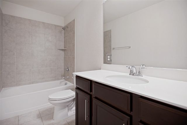 9927 Bates Street, Irving, TX 75063