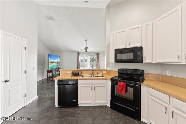 42 PERRY CREEK Drive, Jacksonville, FL 32220