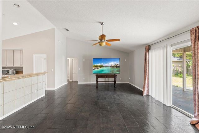 42 PERRY CREEK Drive, Jacksonville, FL 32220