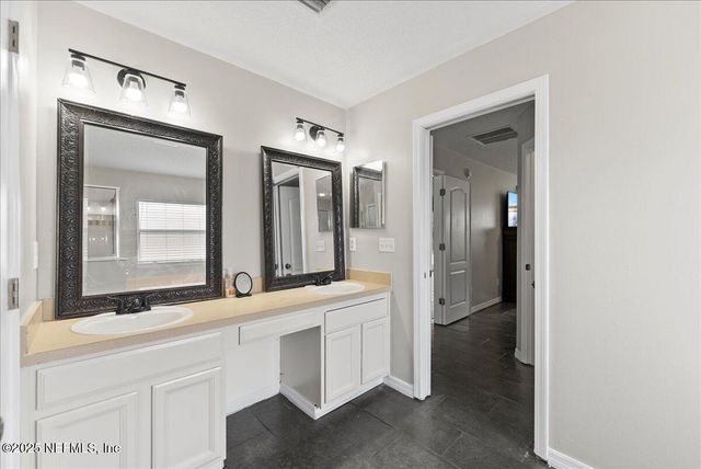 42 PERRY CREEK Drive, Jacksonville, FL 32220