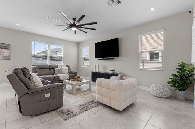 16159 MONTEREY GREENS CIRCLE, Tampa, FL 33647